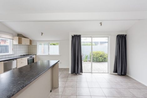 Photo of property in 28 Meadow Street, Papanui, Christchurch, 8052