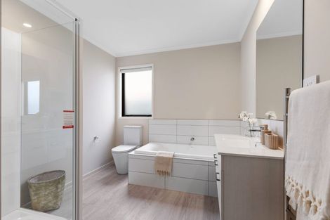 Photo of property in 20 Rehua Way, Papamoa, 3118