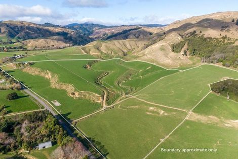 Photo of property in 130 Te Horo Hautere Cross Road, Hautere, Otaki, 5582