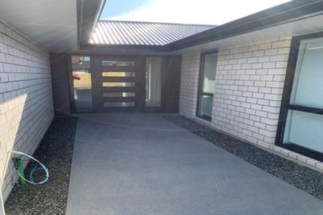 Photo of property in 11 Tarata Place, Owhata, Rotorua, 3010