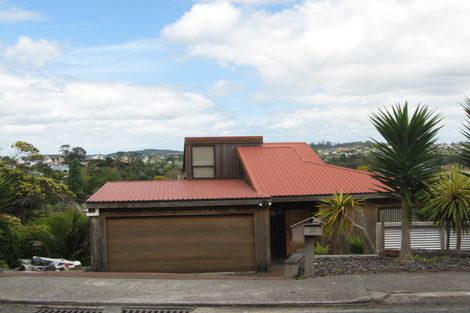 Photo of property in 16 Tindalls Bay Road, Tindalls Beach, Whangaparaoa, 0930