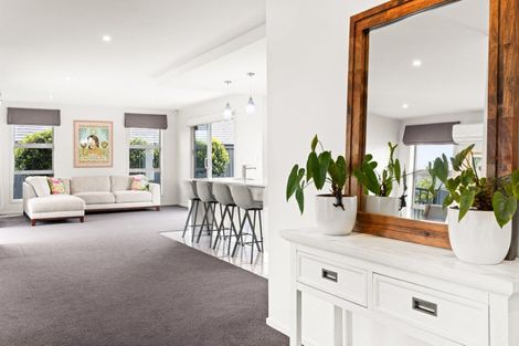 Photo of property in 11 Percy Berry Place, Havelock North, 4130