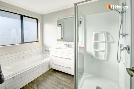 Photo of property in 6 Silverview Place, Mosgiel, 9024