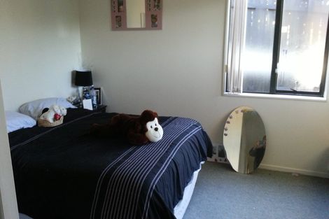 Photo of property in 26 Blueridge Close, Sunnyvale, Auckland, 0612