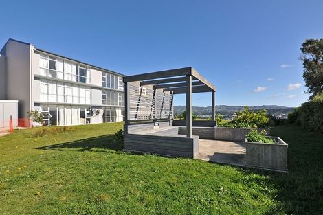 Photo of property in 23 Rangitane Street, Maupuia, Wellington, 6022