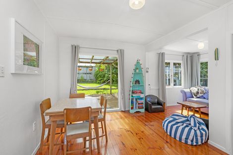 Photo of property in 66a Wainui Road, Raglan, 3225