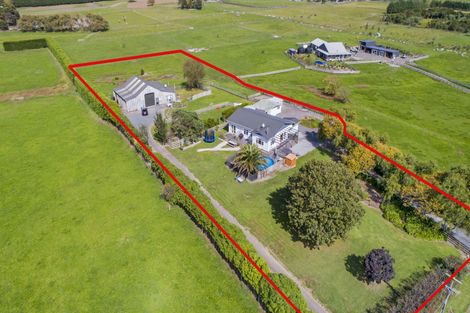 Photo of property in 27 Whatapaka Road, Karaka, Papakura, 2580