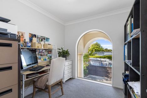 Photo of property in 14 Roderick Alleyn Lane, Papanui, Christchurch, 8052