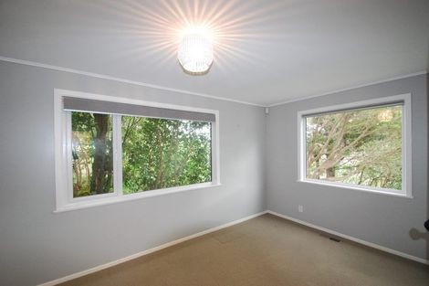 Photo of property in 54 Montgomery Avenue, Karori, Wellington, 6012