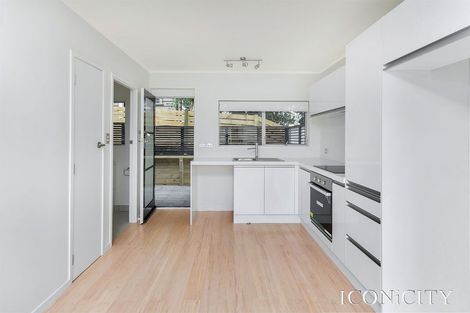 Photo of property in 10/11 Kingsway Avenue, Sandringham, Auckland, 1025