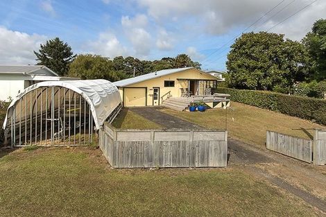 Photo of property in 2 Duncan Road, Awhitu, Waiuku, 2684