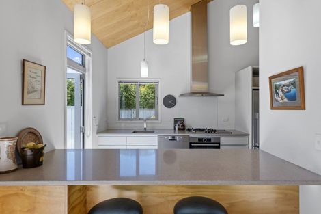 Photo of property in 6a Taylors Avenue, Bryndwr, Christchurch, 8052