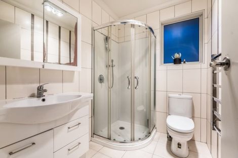 Photo of property in 158 Astley Avenue, New Lynn, Auckland, 0600