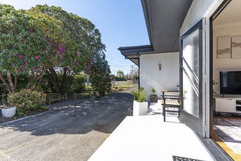 Photo of property in 53 Victoria Street, Carterton, 5713