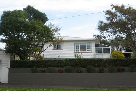 Photo of property in 94 Govett Avenue, Frankleigh Park, New Plymouth, 4310