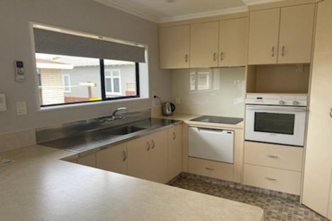 Photo of property in 1 Price Street, Westown, New Plymouth, 4310