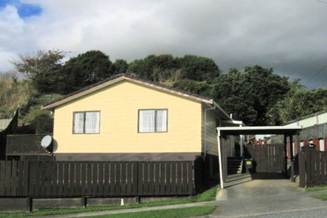 Photo of property in 154 Sievers Grove, Cannons Creek, Porirua, 5024