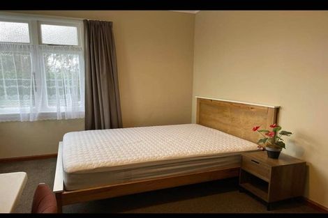 Photo of property in 1-3 Terrace Street, Roslyn, Palmerston North, 4414