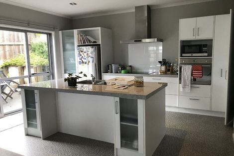 Photo of property in 12 Raddington Way, Huntington, Hamilton, 3210