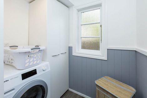 Photo of property in 1 Wyndham Road, Pinehaven, Upper Hutt, 5019