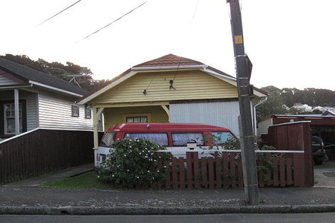 Photo of property in 2 Childers Terrace, Kilbirnie, Wellington, 6022