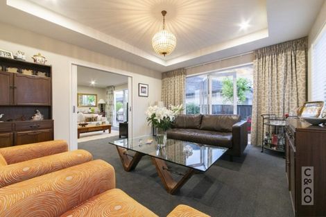 Photo of property in 23 Dida Park Drive, Kumeu, 0810
