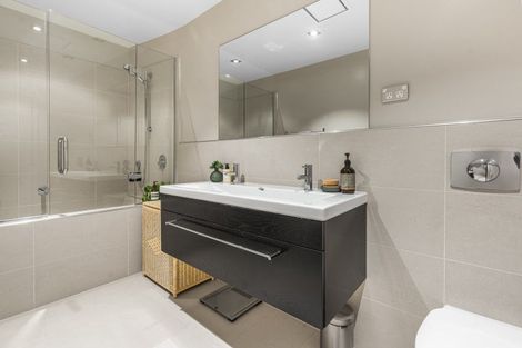 Photo of property in Gb/2 Bassett Road, Remuera, Auckland, 1050
