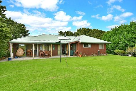 Photo of property in 5352 Kaipara Coast Highway, Wellsford, 0972