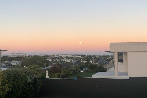 Photo of property in 28 Grange Road, Otumoetai, Tauranga, 3110