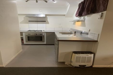 Photo of property in 14 Pokohiwi Road, Normandale, Lower Hutt, 5010