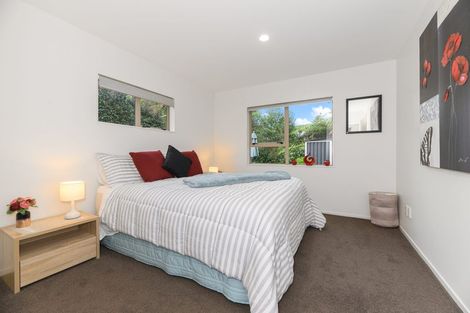 Photo of property in 57b Rangeview Road, Sunnyvale, Auckland, 0612