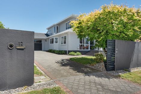 Photo of property in 12 Berwick Place, Mount Maunganui, 3116