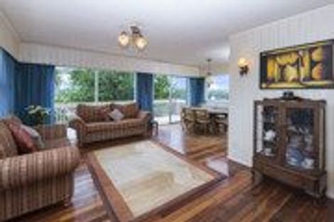 Photo of property in 8 Pooley Street, Pakuranga Heights, Auckland, 2010