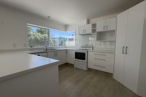 Photo of property in 42a Ngatai Road, Otumoetai, Tauranga, 3110