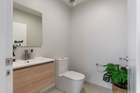 Photo of property in 44 Solitude Crescent, Kelvin Grove, 4470