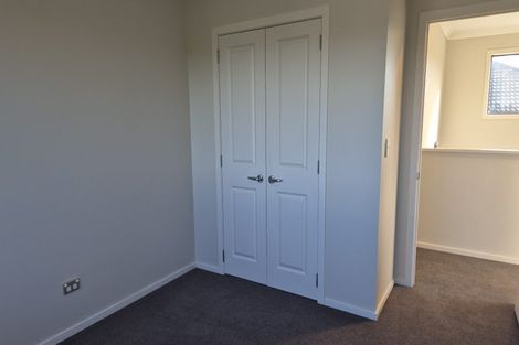 Photo of property in 77 Te Puia Drive, Aotea, Porirua, 5024