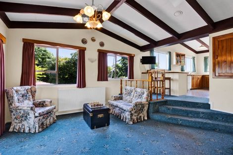 Photo of property in 38 Douglas Street, Hawera, 4610