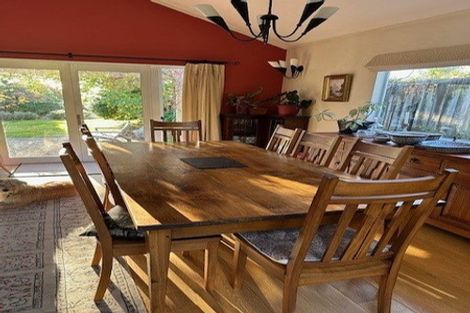 Photo of property in 1a Tui Crescent, Waikanae, 5036