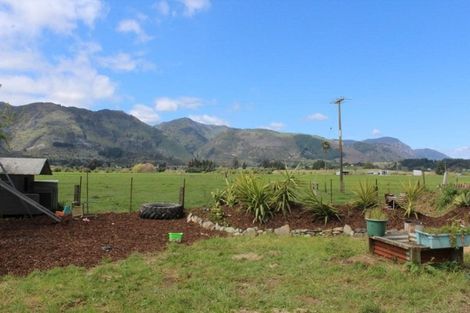 Photo of property in 162 Abel Tasman Drive, Takaka, 7183