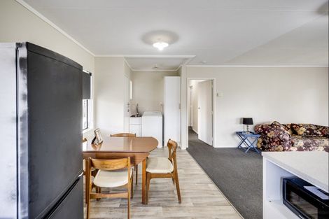 Photo of property in 239a Flaxmere Avenue, Flaxmere, Hastings, 4120