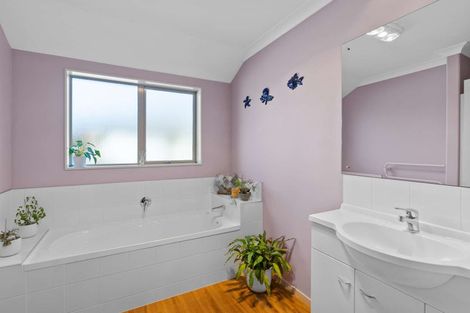 Photo of property in 48 Allison Crescent, Kaiapoi, 7630