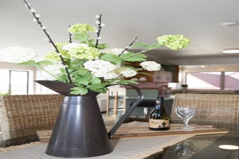 Photo of property in 85 Kiwi Esplanade, Mangere Bridge, Auckland, 2022