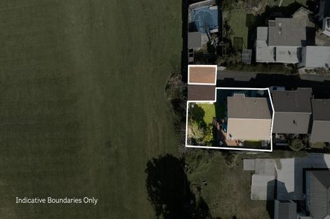 Photo of property in 5c The Crescent, Waihi Beach, 3611