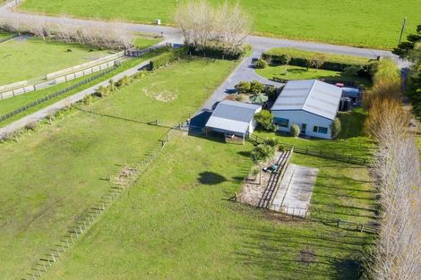 Photo of property in 159 Hokio Sand Road, Hokio Beach, Levin, 5571