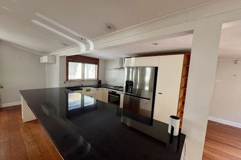Photo of property in 31 Coote Road, Bluff Hill, Napier, 4110