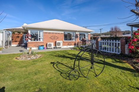 Photo of property in 13 Warwick Street, Oamaru North, Oamaru, 9400