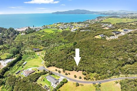 Photo of property in 129 Stratford Drive, Cable Bay, 0420