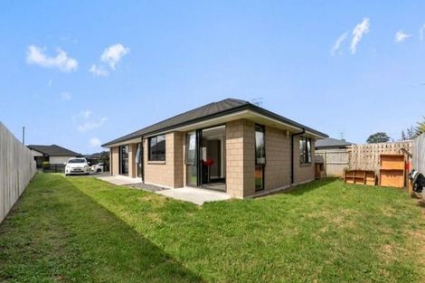 Photo of property in 11 Leet Crescent, Papamoa Beach, Papamoa, 3118