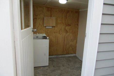 Photo of property in 19 Queenwood Road, Levin, 5510