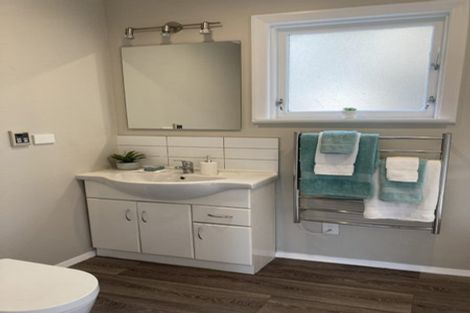 Photo of property in 156 Paremata Road, Paremata, Porirua, 5024